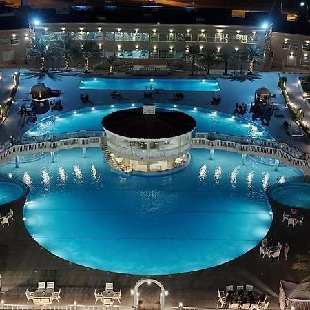 Al Salam Grand Hotel Al Buraimi Exterior foto