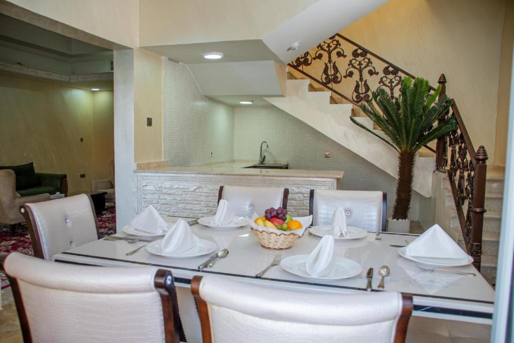 Al Salam Grand Hotel Al Buraimi Exterior foto