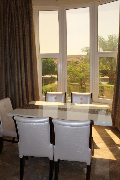Al Salam Grand Hotel Al Buraimi Exterior foto