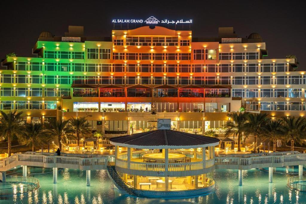 Al Salam Grand Hotel Al Buraimi Exterior foto